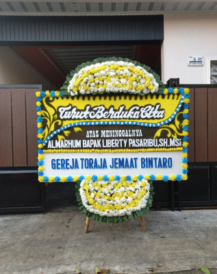 Papan Bunga Duka di Bolaang Timur